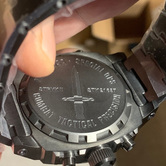 MTM Special Ops Watch Air Stryk II Black Titanium - Picture 11 of 13